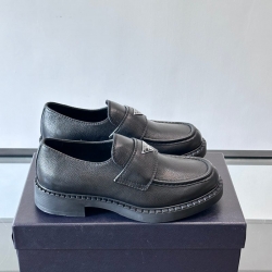 プラダ メンズ ローファー 39-44