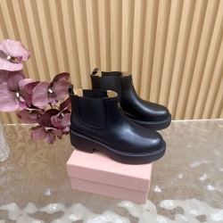 【MIUMIU】ショートブーツレザーブーツアンクルブーツレディース
