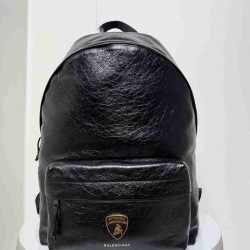 バレンシアガ スタイル ランボルギーニ コラボ リュック サイズ：35×47×18cm