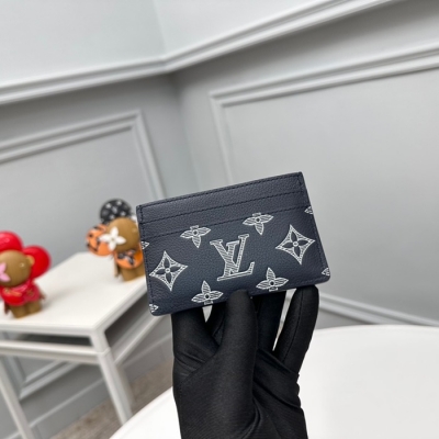 LOUIS VUITTON 名刺入れ モノグラム シャドウ レザー メンズ 11×7×1.5cm