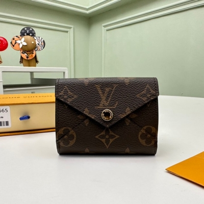 LOUIS VUITTON セレスト ウォレット モノグラム キャンバス レディース 10×8×3cm