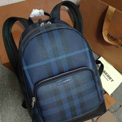 バーバリー スタイル モダンチェック リュック ノートPC対応 サイズ：30×12×44cm