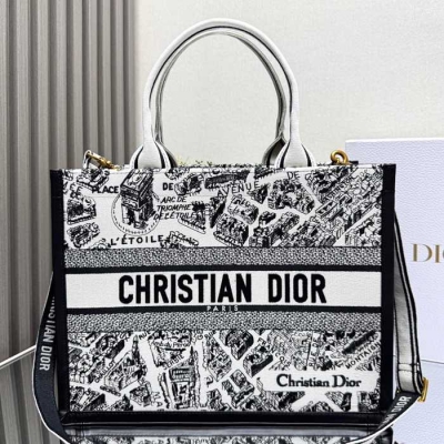 ディオール トートバッグ ブック 36×28×cm