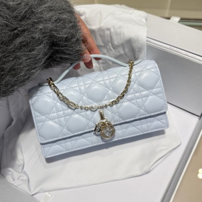 ディオール ショルダーバッグ ミスディオール 21×11×4.5cm