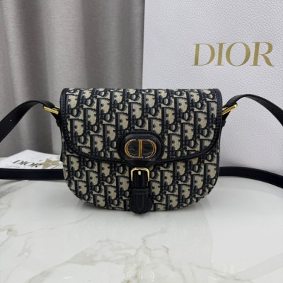 ディオール ショルダーバッグ ボビー 22×17×6cm