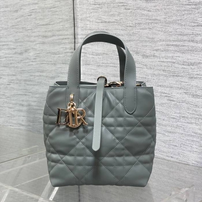 ディオール ハンドバッグ トゥジュール 16×12×18cm