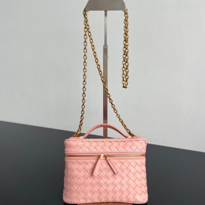 BV ショルダーバッグ レザー ポーチ 化粧ポーチ 19×14×3cm