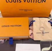 ルイ ヴィトン スタイル リング クリスタルボール