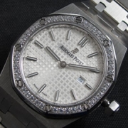 AUDEMARS PIGUET ロイヤルオーク 34mm クォーツ式 素敵な腕時計