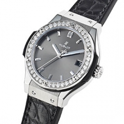 HUBLOT レーシンググレー チタニウムダイヤモンド 581.NX.7071.LR.1104 クォーツ 品質安心