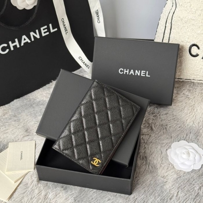 CHANEL パスポートケース カーフレザー ユニセックス 14.5×10.5×2cm