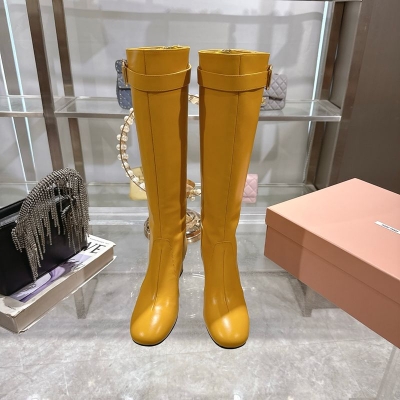 【MIUMIU】ショートブーツレザーブーツヒールブーツレディース