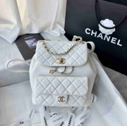 シャネル スタイル デュマ ラージ リュック カーフスキン サイズ：22×25×18cm