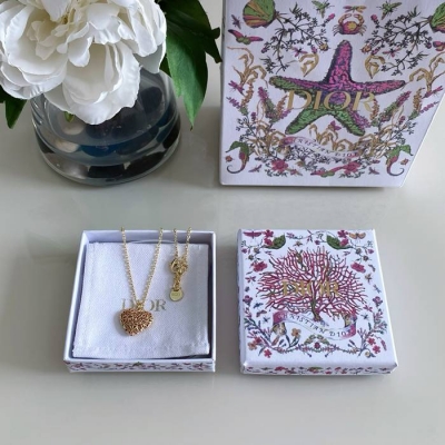 ディオール スタイル ネックレス ハート