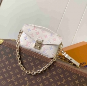 LV ショルダーバッグ ポシェットメティス 13.5×6×21.5cm