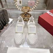 【ROGERVIVIER】25RVスニーカーレザースニーカーレディース