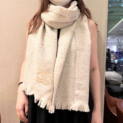 シャネル スコットランド産メリノウールスカーフ 38x200