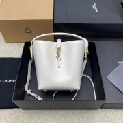 サンローラン ハンドバッグ LE37 15×13×6cm