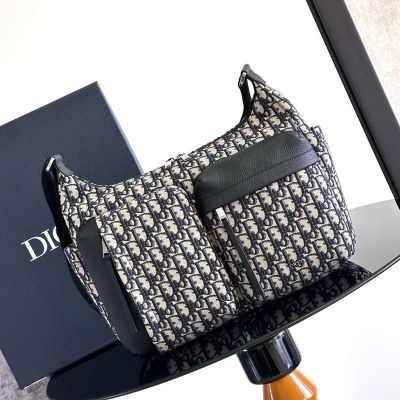 DIOR ライダー ソフト ショルダーバッグ オブリーク メンズ 36×30.5×14.5cm