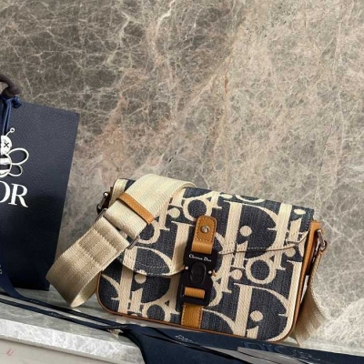 ディオール ショルダーバッグ 24×16.5×5.5cm