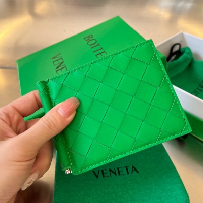 BOTTEGA VENETA イントレチャート ドル札入れ ユニセックス 11.5×9×0.5cm