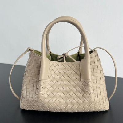 BV トートバッグ レザー ハンドバッグ 編み込み 15×24×12cm