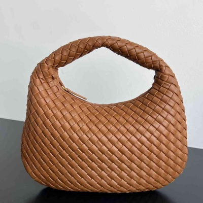 BV ショルダーバッグ レザー ハンドバッグ ヴェネタ 44×28×5cm