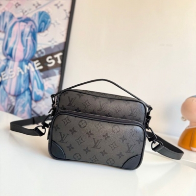 LOUIS VUITTON ニル ショルダーバッグ メンズ 25×17.5×11cm