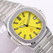 PATEK PHILIPPE 5711/1A-018 ノーチラス ティファニーブルー マクドナルド限定