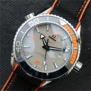 OMEGA プラネットオーシャン メンズ腕時計 メディア掲載