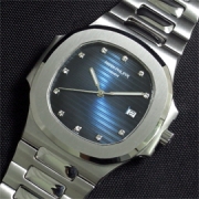 PATEK PHILIPPE ノーチラス Swiss 2824-2搭載 コピー時計
