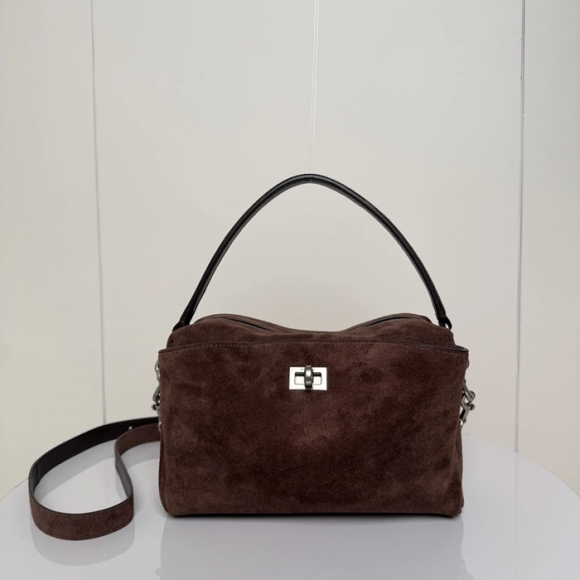 BALENCIAGA 188034 スエードカメラバッグ 斜め掛け サイズ:23x15.5x9.9cm BALENCIAGA 188034 スエードカメラバッグ 斜め掛け サイズ:23x15.5x9.9cm