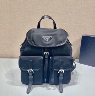 Prada リュック ナイロン ブラック 1BZ677B サイズ:28x24x12cm