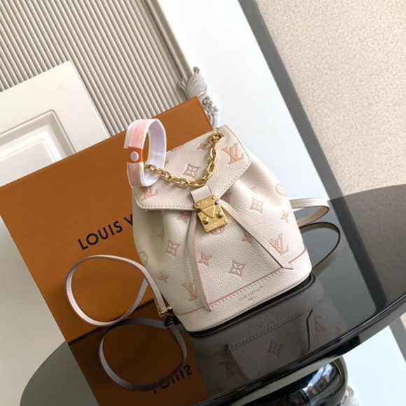Louis Vuitton ナノノエ リュック オールレザー カラフル M13656 サイズ:19x15x10cm Louis Vuitton ナノノエ リュック オールレザー カラフル M13656 サイズ:19x15x10cm