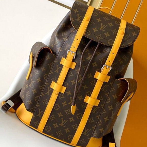 Louis Vuitton クリストファー スモールリュック モノグラム カラフル M13202 サイズ:48x41x13cm Louis Vuitton クリストファー スモールリュック モノグラム カラフル M13202 サイズ:48x41x13cm