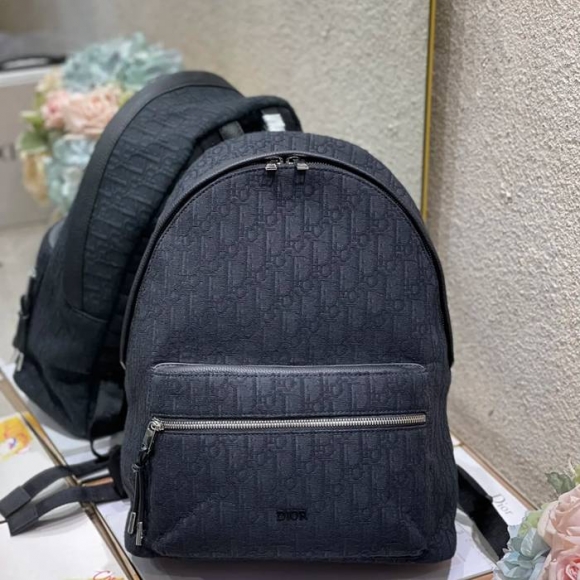 Dior オブリーク リュック オールレザー ブラック 212 サイズ:42x30x15cm Dior オブリーク リュック オールレザー ブラック 212 サイズ:42x30x15cm