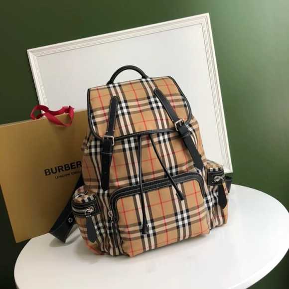Burberry ヴィンテージタータンチェック リュック タータンチェック ブラウン 4711 サイズ:42x28cm Burberry ヴィンテージタータンチェック リュック タータンチェック ブラウン 4711 サイズ:42x28cm