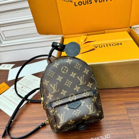Louis Vuitton 进口菱形面料 ハンドバッグ 菱形纹 ブラック M44873 サイズ:22x17x10cm Louis Vuitton 进口菱形面料 ハンドバッグ 菱形纹 ブラック M44873 サイズ:22x17x10cm