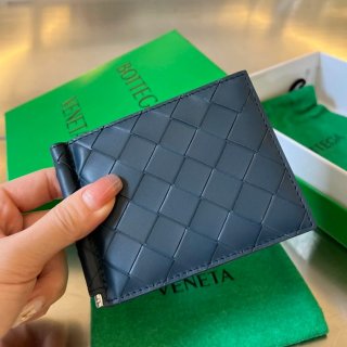 BOTTEGA VENETA BV 592626 新作マネークリップ 編み牛皮 11.5x9x0.5cm サイズ:11.5x9x0.5cm