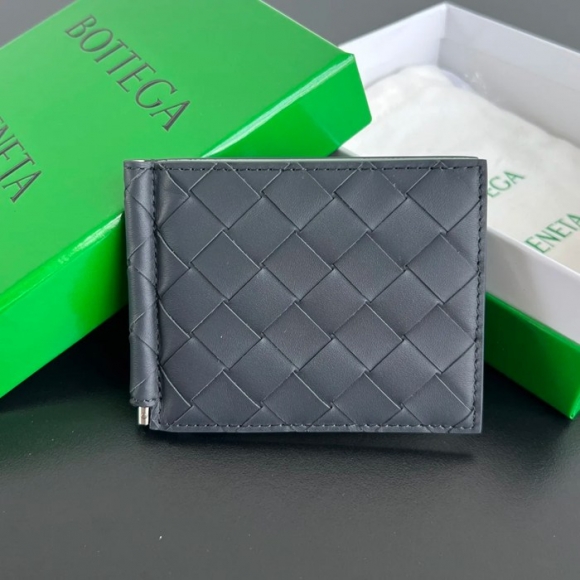 BOTTEGA VENETA BV 592626 新作マネークリップ 編み牛皮 11.5x9x0.5cm サイズ:11.5x9x0.5cm