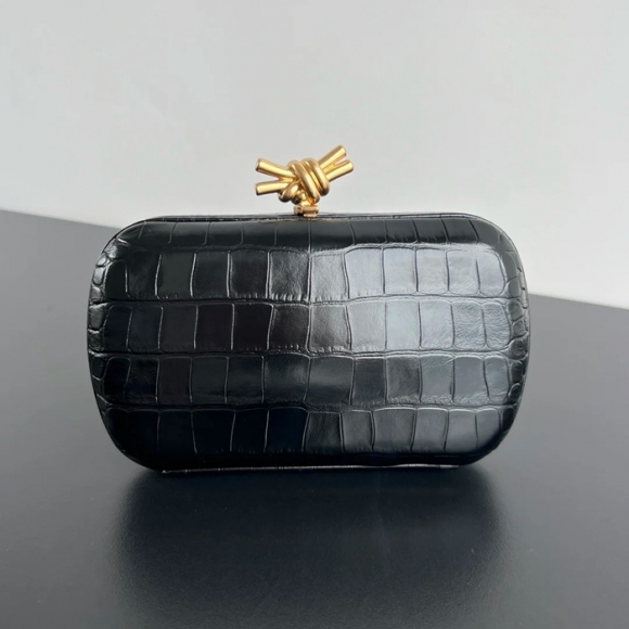 BOTTEGA VENETA BV 737025 ノット イブニングバッグ ワニ革 19x11.5cm サイズ:19x11.5cm BOTTEGA VENETA BV 737025 ノット イブニングバッグ ワニ革 19x11.5cm サイズ:19x11.5cm