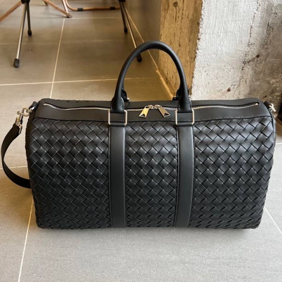 BOTTEGA VENETA BV 650066 編みトラベルバッグ サイズ:50x27x24cm BOTTEGA VENETA BV 650066 編みトラベルバッグ サイズ:50x27x24cm