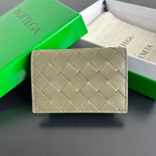 BOTTEGA VENETA BV 667141 新作名刺ケース 編み羊皮 11x7.5x2.5cm サイズ:11x7.5x2.5cm BOTTEGA VENETA BV 667141 新作名刺ケース 編み羊皮 11x7.5x2.5cm サイズ:11x7.5x2.5cm