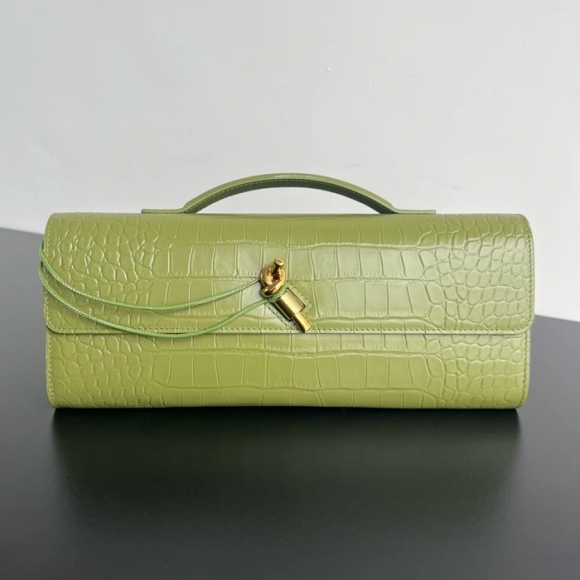 BOTTEGA VENETA BV 741511 クラッチバッグ ワニ紋羊革 31x13cm サイズ:31x13cm BOTTEGA VENETA BV 741511 クラッチバッグ ワニ紋羊革 31x13cm サイズ:31x13cm