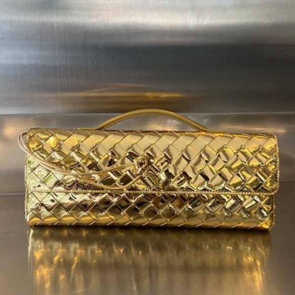 BOTTEGA VENETA BV 741511 クラッチバッグ 編み羊革 31x13cm サイズ:31x13cm BOTTEGA VENETA BV 741511 クラッチバッグ 編み羊革 31x13cm サイズ:31x13cm