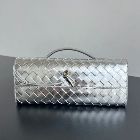 BOTTEGA VENETA BV 741511 クラッチバッグ 編み羊革 31x13cm サイズ:31x13cm BOTTEGA VENETA BV 741511 クラッチバッグ 編み羊革 31x13cm サイズ:31x13cm