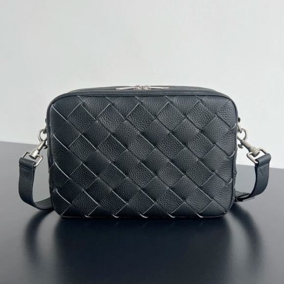 BOTTEGA VENETA BV 755925 メンズカメラバッグ サイズ:29x19.5x7.5cm BOTTEGA VENETA BV 755925 メンズカメラバッグ サイズ:29x19.5x7.5cm