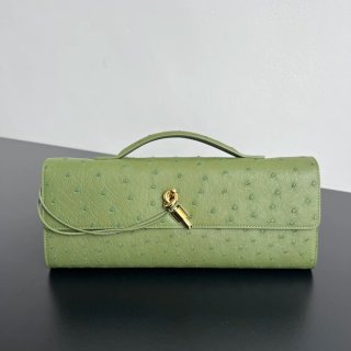 BOTTEGA VENETA BV 805241 アンディアーモ クラッチバッグ ダチョウ革 31x13cm サイズ:31x13cm