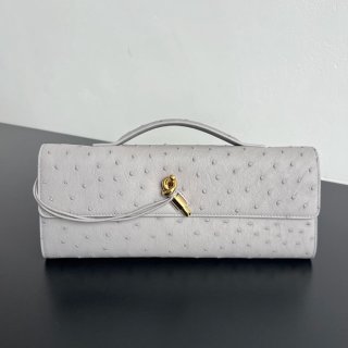 BOTTEGA VENETA BV 805241 アンディアーモ クラッチバッグ ダチョウ革 31x13cm サイズ:31x13cm BOTTEGA VENETA BV 805241 アンディアーモ クラッチバッグ ダチョウ革 31x13cm サイズ:31x13cm