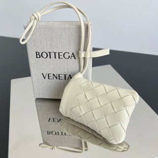 BOTTEGA VENETA BV 843903 カードケース 編み羊皮 マルチカラー 11x8.5cm サイズ:11x8.5cm BOTTEGA VENETA BV 843903 カードケース 編み羊皮 マルチカラー 11x8.5cm サイズ:11x8.5cm